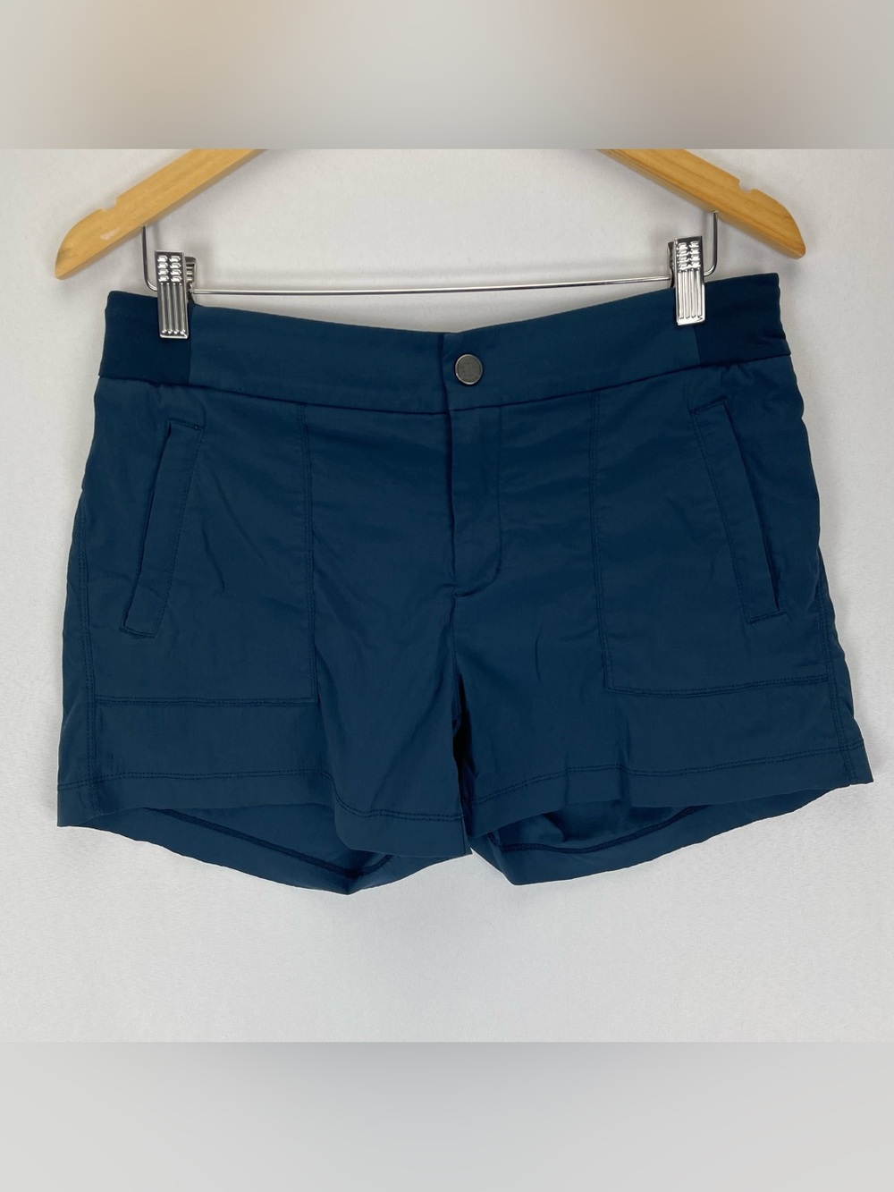 Athleta Trekkie Shorts Women’s 10 Blue Stretch Ripstop Hiking Zip Pockets 4” Ins